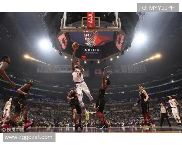 快船与火箭激战下半场精彩回顾与赛况分析