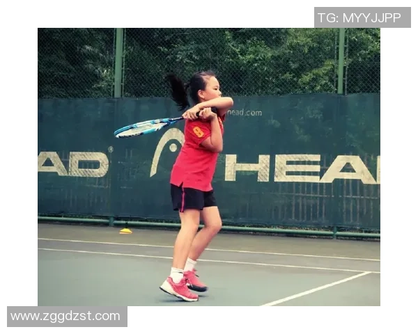 深圳网球队个人能力提升之路：从基础训练到竞技表现的全面解析